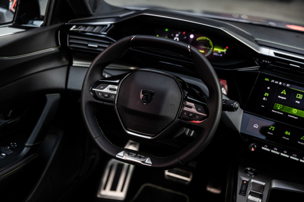 Hybride Automotive