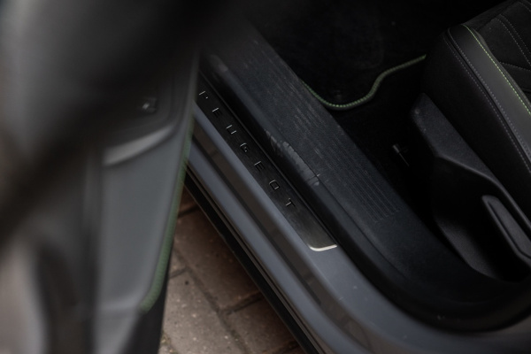 Hybride Automotive