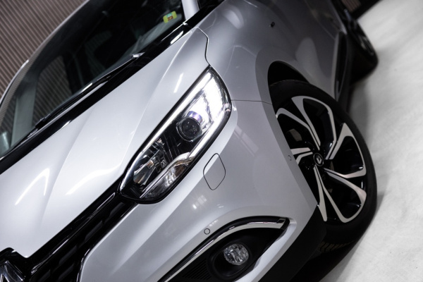 Hybride Automotive