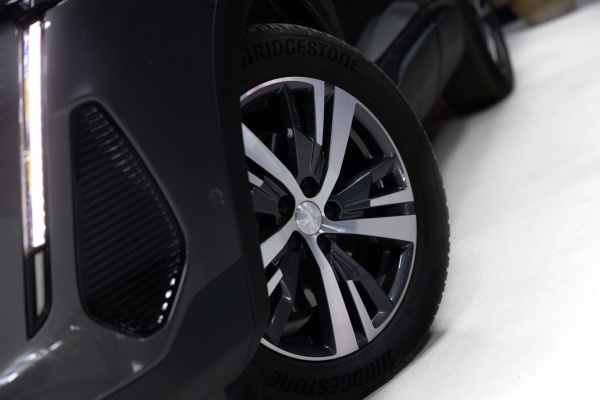 Hybride Automotive