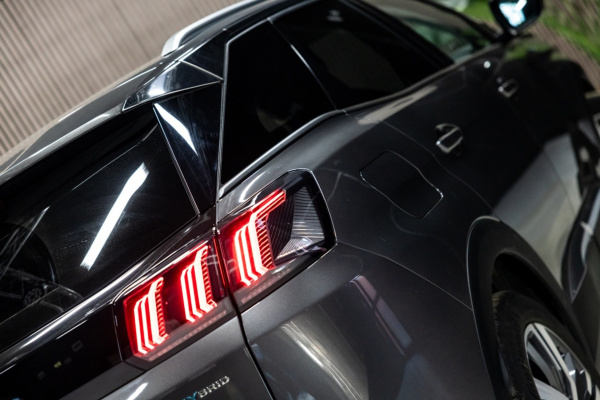 Hybride Automotive