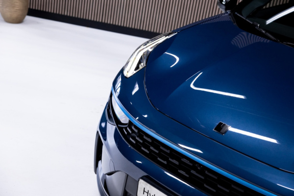 Hybride Automotive