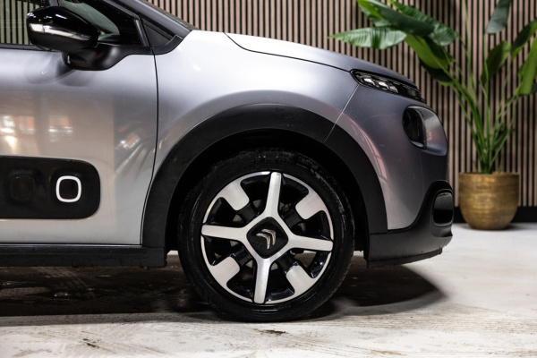 Hybride Automotive
