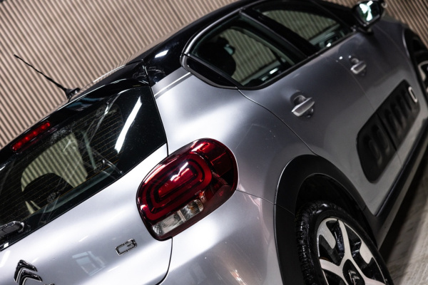 Hybride Automotive