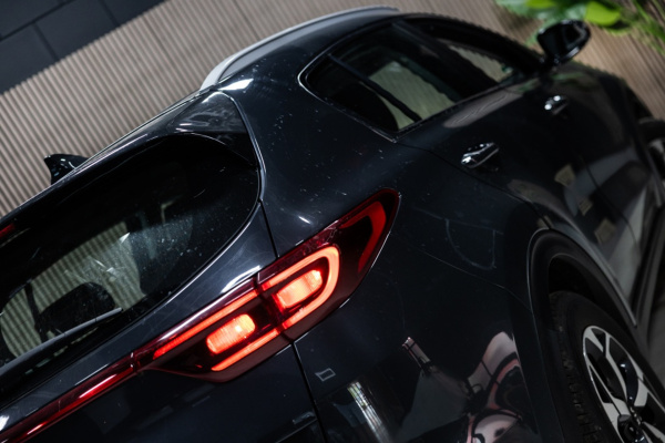 Hybride Automotive